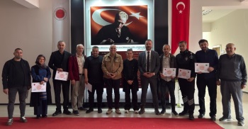 Fakültemiz İdari Personeline Teşekkür Belgesi Takdim Edildi