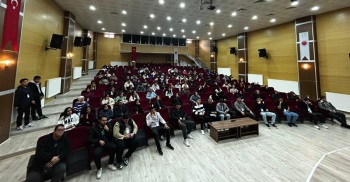 “Dekan & Öğrenci Buluşmaları” Programının Yeni Oturumu Gerçekleştirildi