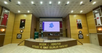 Bağımlılıkla Mücadele ve Akran Yönderliği Konulu Bilgilendirme Etkinliği Gerçekleştirildi