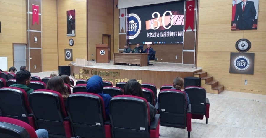 İktisat ve İşletme Bölümü Öğrencileri ile Dekan Buluşması Gerçekleştirildi